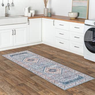 Natasha Medallion Washable Rug secondary image