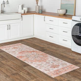 Mara Medallion Washable Rug secondary image