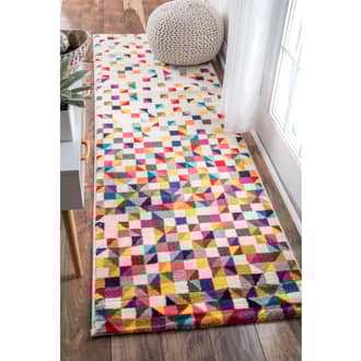 2' 6" x 8' Triangle Mosaic Rug secondary image