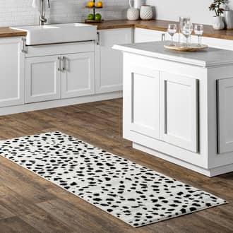Cheetah Print Rug secondary image