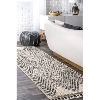 2' 8" x 8' Moroccan Chevron Tassel Rug secondary image