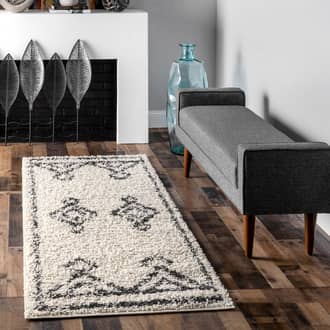 2' 8" x 8' Diamond Drop Moroccan Rug secondary image