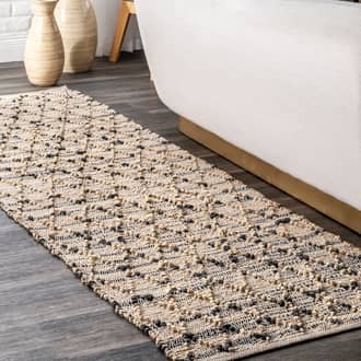2' 6" x 6' Cerna Lattice Rug secondary image