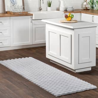 2' 6" x 8' Ivana Checkered Plush Cloud Washable Rug secondary image