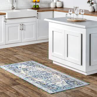 2' 6" x 6' Mosaic Medallion Rug secondary image