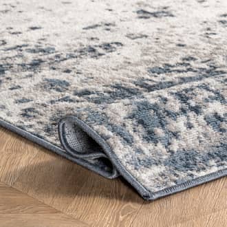 2' 8" x 8' Crystal Abstract Vintage Rug secondary image