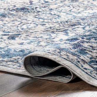 2' 6" x 6' Shaded Medallion Rug secondary image