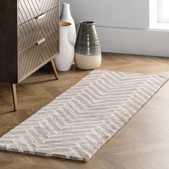 2' x 6' Viga Chevron Rug secondary image