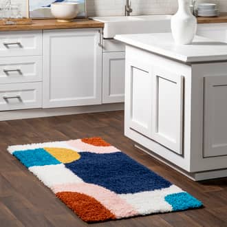 2' 6" x 6' Kathyrn Shag Shapes Rug secondary image