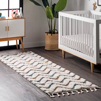 2' 8" x 8' Carved Chevron Shag Rug secondary image