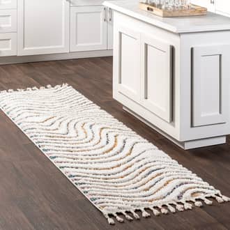 2' 8" x 8' Carved Wavy Shag Rug secondary image