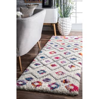 2' 8" x 8' Kids Bohemian Diamond Trellis Shag Rug secondary image