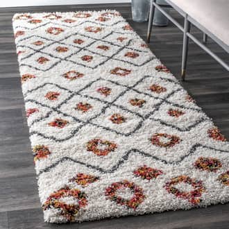 2' 8" x 8' Expo Shag Diamond Rug secondary image