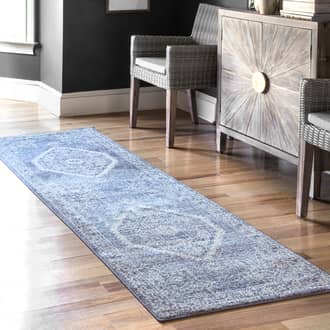 2' 8" x 8' Serrated Emblem Rug secondary image