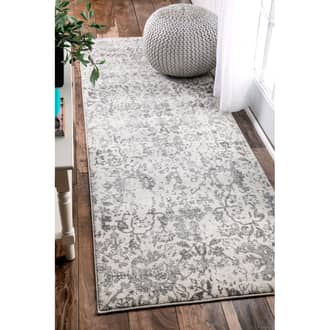 2' 8" x 8' Cardinal Peony Vineyard Rug secondary image
