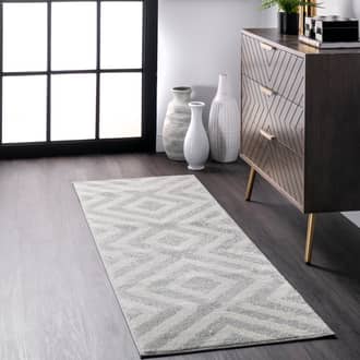 2' x 6' Chevron Stripes Rug secondary image