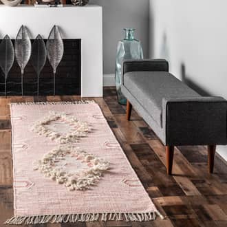 2' 6" x 6' Shaggy Moroccan Lattice Fringe Rug secondary image