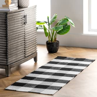 2' x 6' Flatwoven Buffalo Plaid Rug secondary image