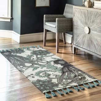 2' 8" x 6' Flatweave Cotton Giant Octopus Rug secondary image
