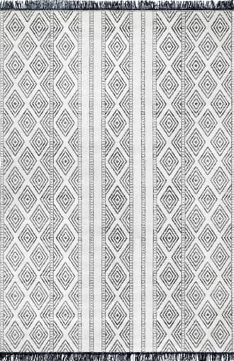 Grey 2' 6" x 8' Indoor/Outdoor Striped With Tassels Rug swatch