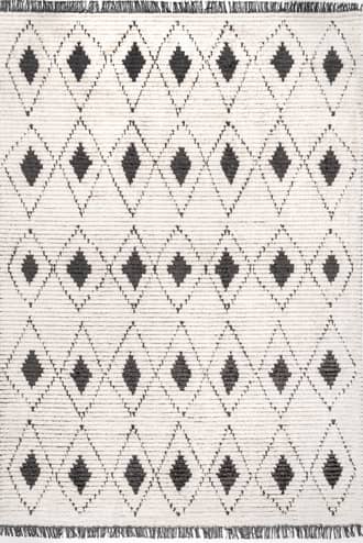 5' 3" x 7' 6" Harlequin Trellis Tasseled Rug primary image