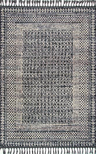 Grey 2' x 3' Checkered Diamonds Tassel Rug swatch