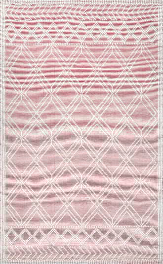 Pink 2' x 3' Argyle Trellis Rug swatch