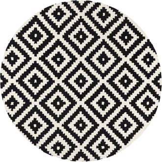 Scandinavia Diamond Rug primary image