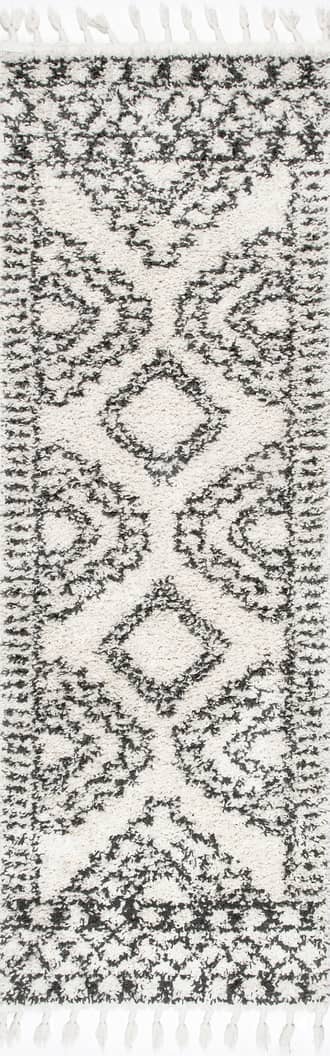 2' 8" x 8' Moroccan Tasseled Rug primary image