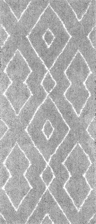 2' 6" x 6' Double Diamond Lattice Shag Rug primary image