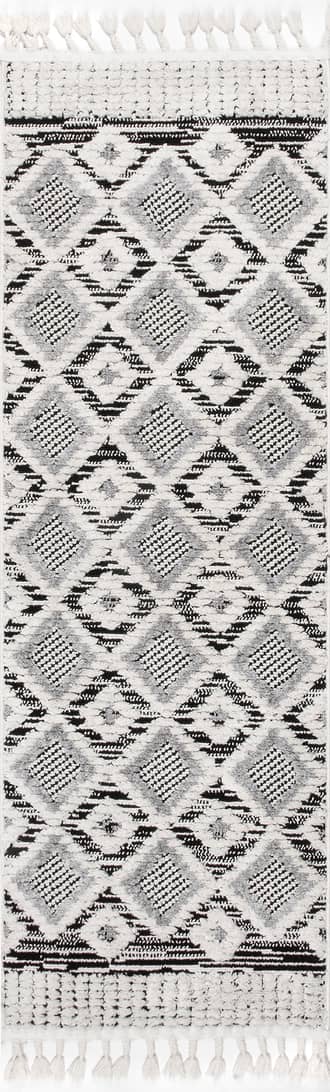 2' 8" x 12' Shaggy Checkered Tiles Tassel Rug primary image