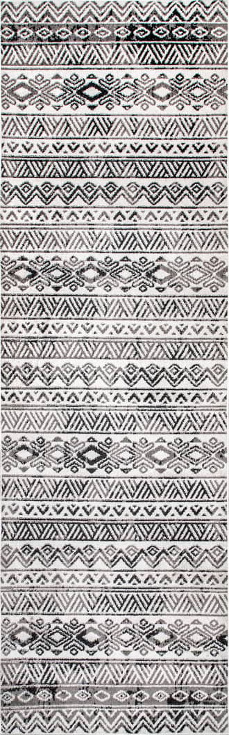 2' 6" x 8' Halsey Banded Washable Rug primary image