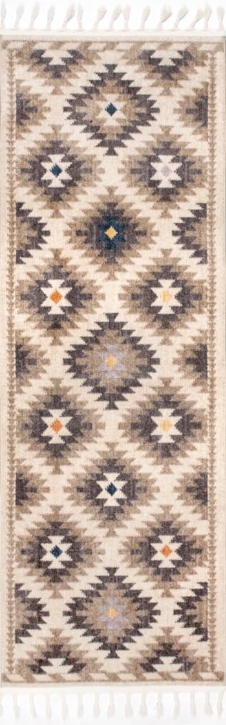 2' 8" x 8' Aztec Trellis Tassel Rug primary image