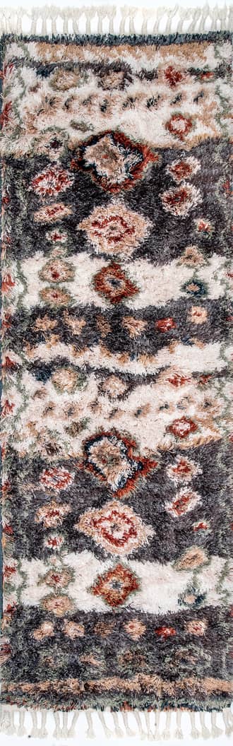 2' 8" x 8' Moroccan Diamond Shag With Tassels Rug primary image