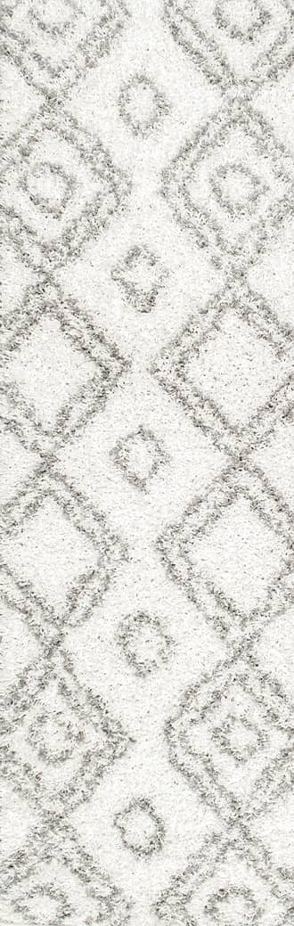 2' 8" x 8' Double Diamond Shag Rug primary image