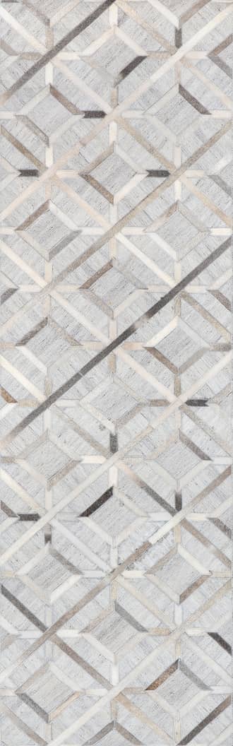 2' 6" x 8' Cowhide Diamond Trellis Rug primary image