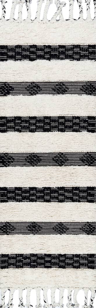2' 6" x 8' Shaggy Striped Texture Rug primary image