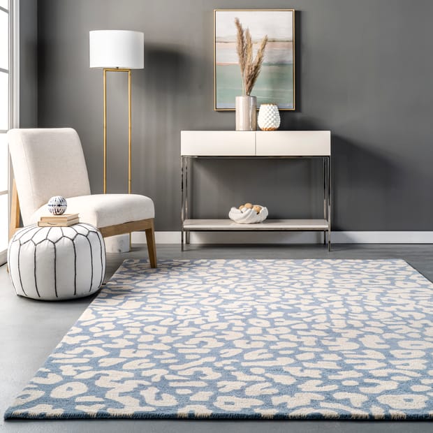 Safari Josephine Wool Leopard Light Blue Rug