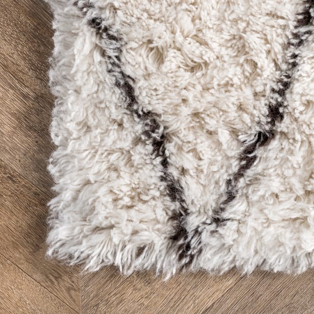 Tuscan Wool Moroccan Shag Ivory Rug