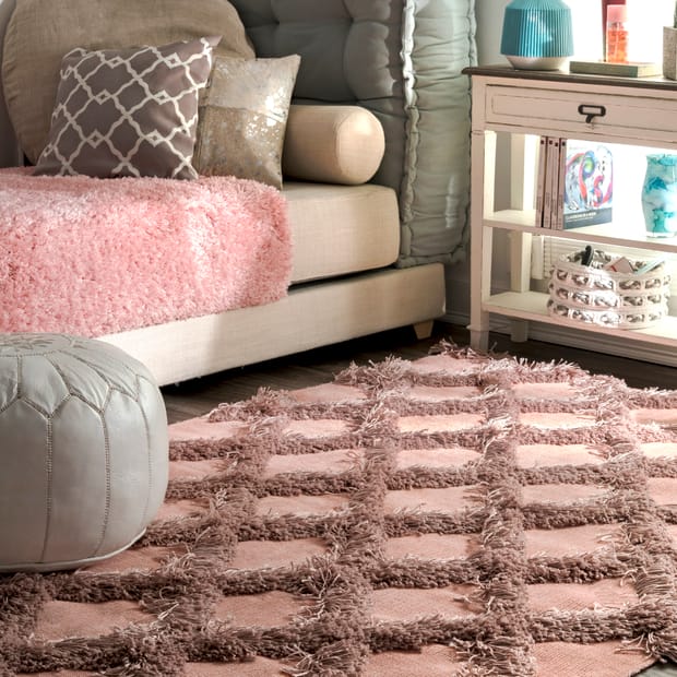 Pristina Shaggy Diamond Trellis Pink Rug