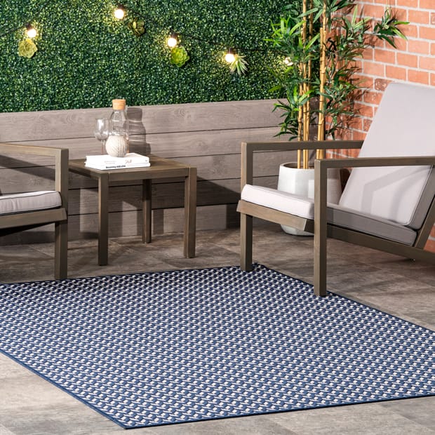 Tucana Herringbone Indoor/Outdoor Navy Rug