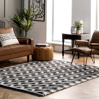 Lacy Chevrons Tasseled Rug secondary image