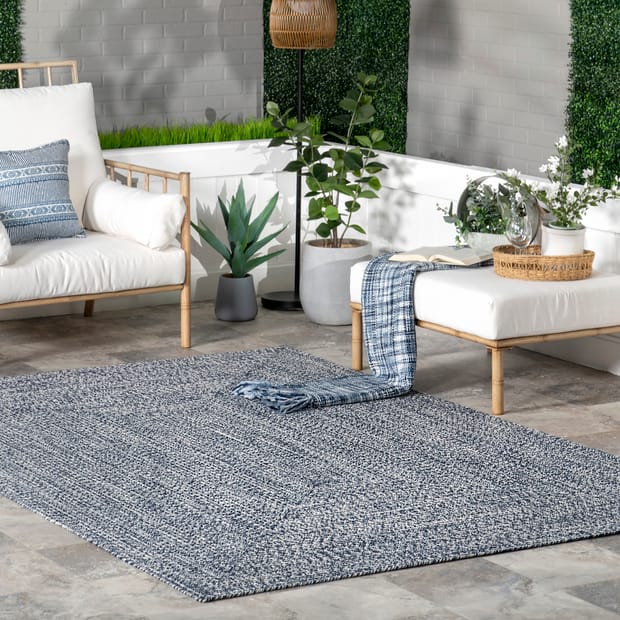 Light Blue Solid Braided Indoor/Outdoor 8' x 11' Area Rug