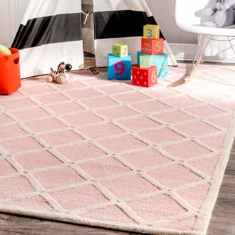 8' 6" x 11' 6" Knotched Lattice Trellis Rug secondary image