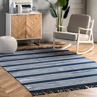 4' x 6' Flatwoven Pinstripes with Tassels Rug secondary image