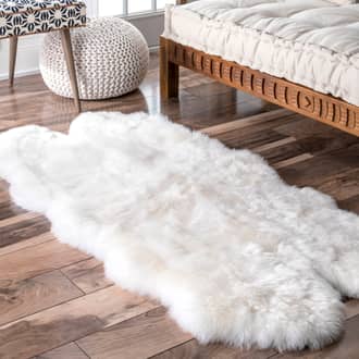 Natural Quarto Pelt Sheepskin Rug secondary image