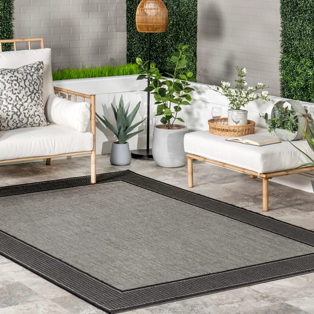 Aperto Indoor Outdoor Gris Border Gray Rug