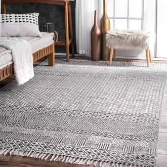 6' x 9' Cotton Banded Rug secondary image