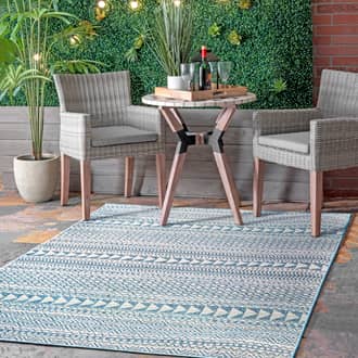 Striped Geometric Indoor/Outdoor Rug secondary image