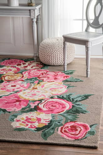 8' 6" x 11' 6" Beautiful Rose Bouquet Rug secondary image